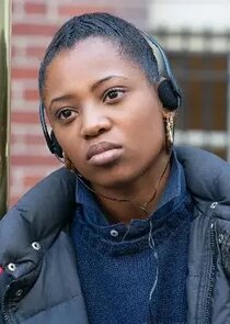 Hailey Kilgore
as LaVerne 