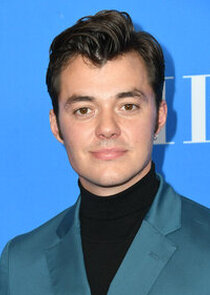 Jack Bannon
as Dr. Tom Cole