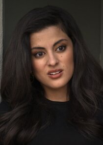 Carmela Zumbado
as Delilah Alves