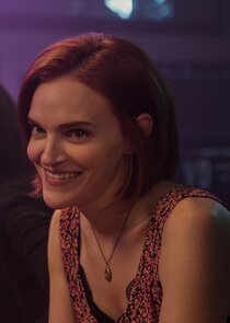 Madeline Brewer
as Bronte