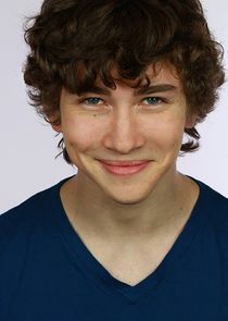 Dylan Arnold
as Theo