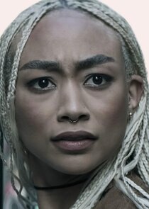Tati Gabrielle
as Marienne Bellamy