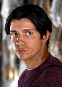 Kevin Alves
as Teen Travis Martinez