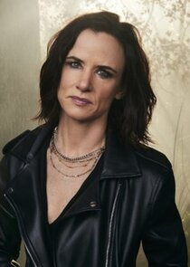 Juliette Lewis
as Adult Natalie Scatorccio