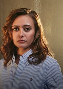 Ella Purnell
as Jackie Taylor