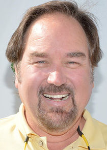 Richard Karn
as Fred Peters