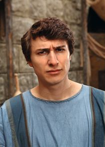 Tom Rosenthal
as Marcus