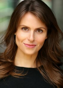 Ellie Taylor
as Gloria