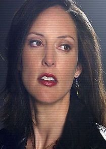 Lola Glaudini
as Kat Damatto