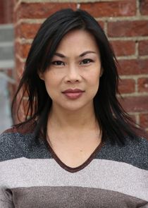 Fiona Choi
as Charmaine Ling