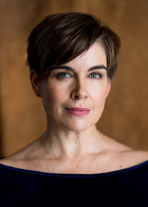 Pippa Grandison
as Maureen