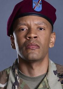 Nigél Thatch
as Robert Haskins