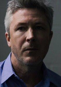 Aidan Gillen
as Milo Sunter