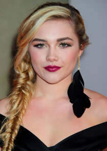 Florence Pugh
as Yelena Belova