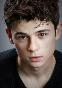 Ashby Gentry
as Alex Walter