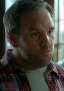 Ethan Suplee
as Wayne Doyle