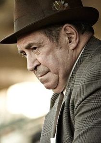 Roy Billing
as Harry Strang