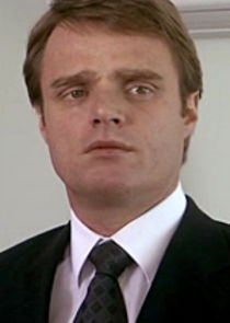 Damien Richardson
as Drew Greer