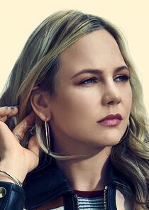 Adelaide Clemens
as Sandy Stanton