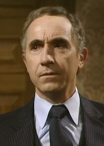 Nigel Hawthorne
as Sir Humphrey 