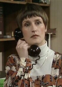 Diana Hoddinott
as Annie Hacker