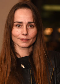 Tara Fitzgerald
as Mrs. Reed