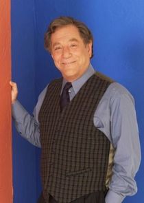 George Segal
as Jackson 'Jack' H. Gallo