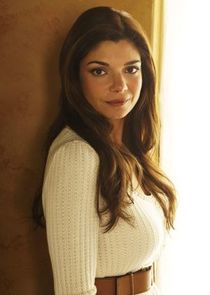 Laura San Giacomo
as Maya Gallo