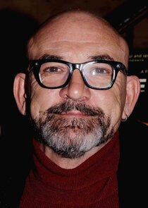 Ritchie Coster
as Captain Preston