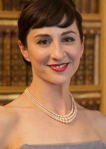 Morven Christie
as Amanda Kendall