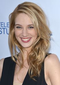 Yael Grobglas
as Margot