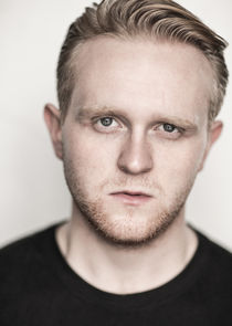 Josef Davies
as Vincent Smed