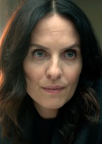 Leanne Best
as Detective Frida Rask