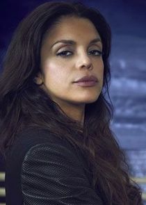 Vanessa Ferlito
as Catherine 