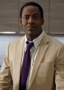 Baron Vaughn
as Nwabudike 