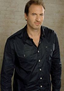 Scott Patterson
as Luke Danes
