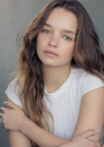 Olivia-Mai Barrett
as Sophie