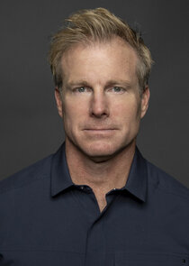 Travis Taylor
as Travis Taylor