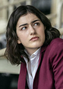 Lilli Kay
as Fia Baxter