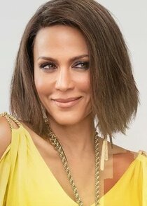 Nicole Ari Parker
as Lisa Todd Wexley