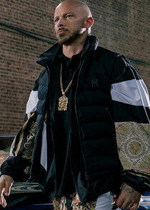 Berto Colón
as Lorenzo Tejada