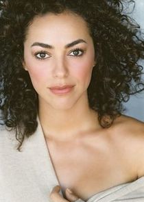 Elena Goode
as Marjorie Olivar