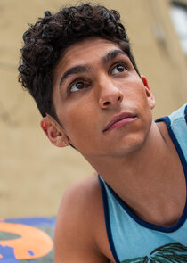 Angel Bismark Curiel
as Esteban 