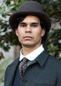 Mark Coles Smith
as Tom