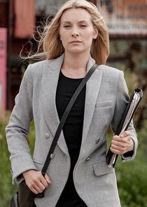 Aliette Opheim
as Detective Agathe Albans