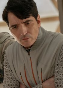 David Dastmalchian
as Dr. Gurathin