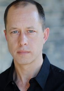 Daniel Betts
as Brendan Harrigan