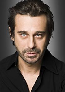 Jordi Mollà
as Jaime Lopez