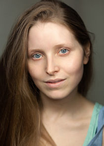 Jessie Cave
as Hattie Parker