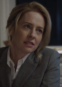 Amy Hargreaves
as Lainie Jensen